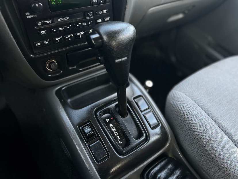 suzuki-grand vitara-2000-850-15