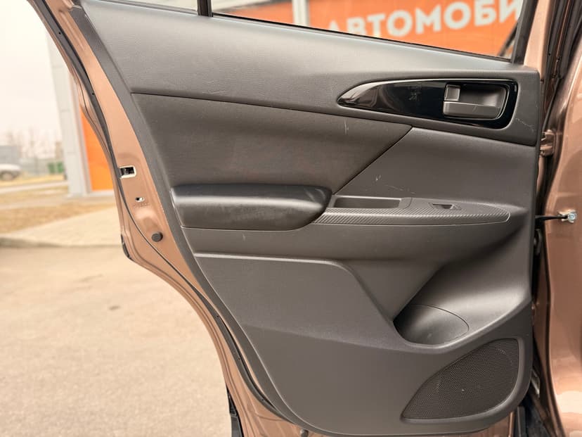 mitsubishi-eclipse cross-2018-868-25