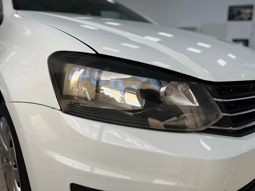 volkswagen-polo-2019-1396-8