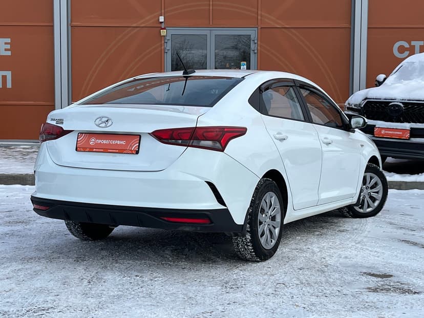 hyundai-solaris-2021-987-4