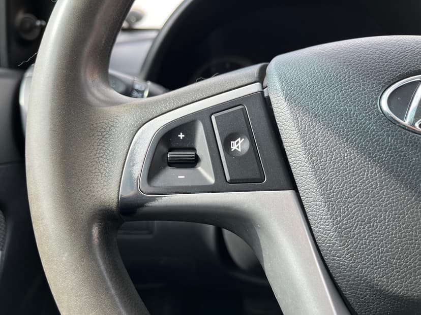 Hyundai Solaris с пробегом, 2013 год, Волгоград, 1.6 бензин, Автомат - вид 11
