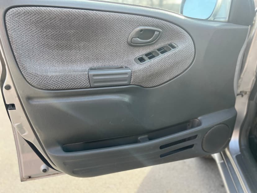 suzuki-grand vitara-2000-850-21