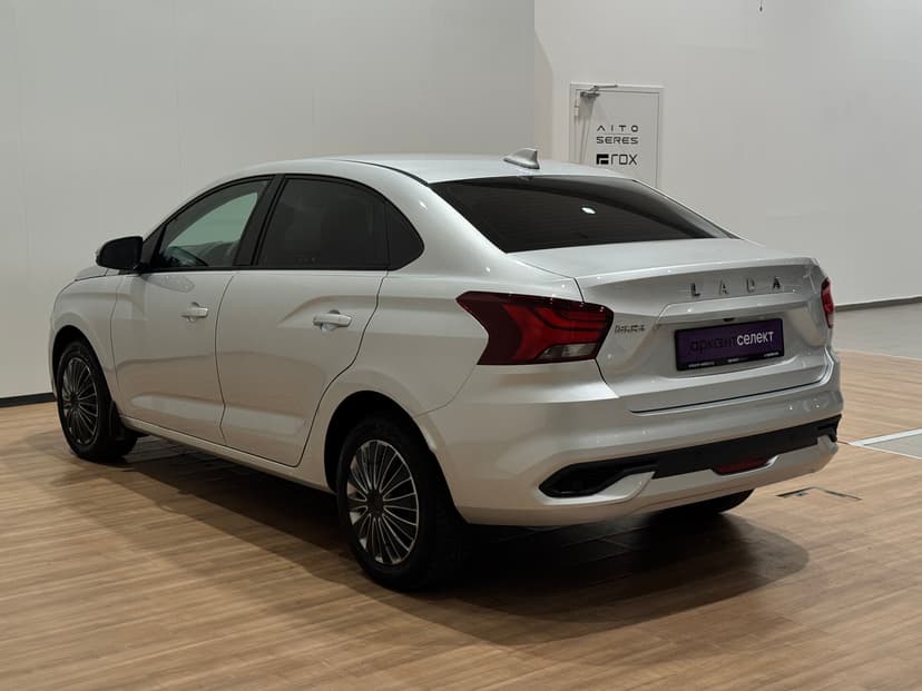 ваз (lada)-iskra-2025-988-3