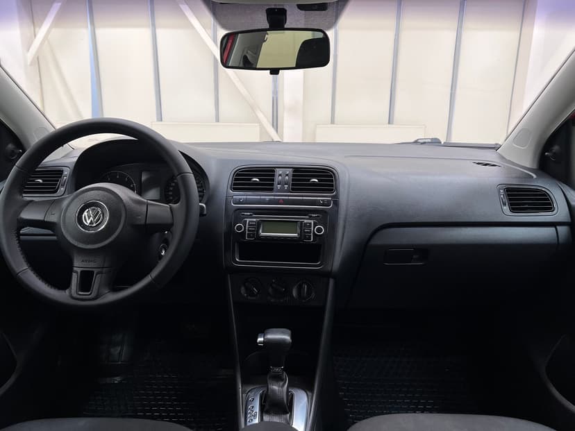 volkswagen-polo-2010-963-8