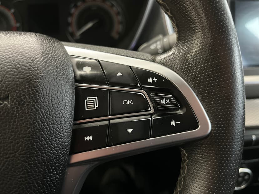 ваз (lada)-vesta-2023-844-13