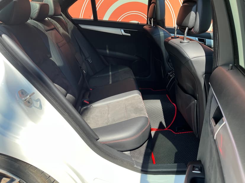 mercedes-benz-c-класс-2013-44-25