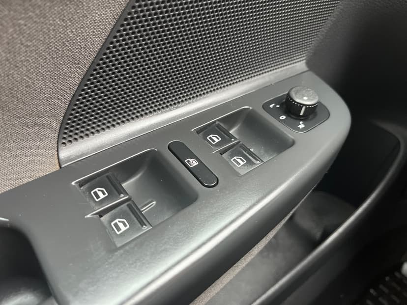 volkswagen-jetta-2008-758-16