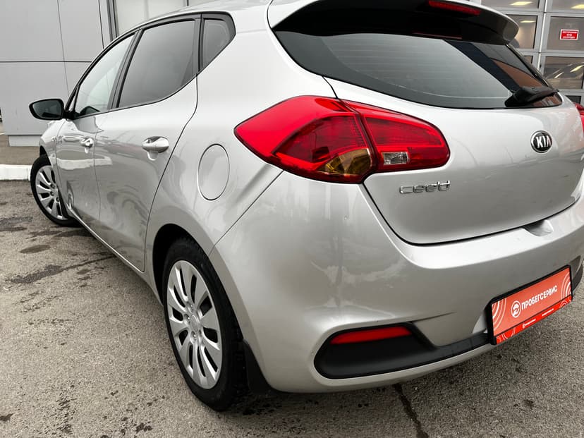 kia-ceed-2013-807-9