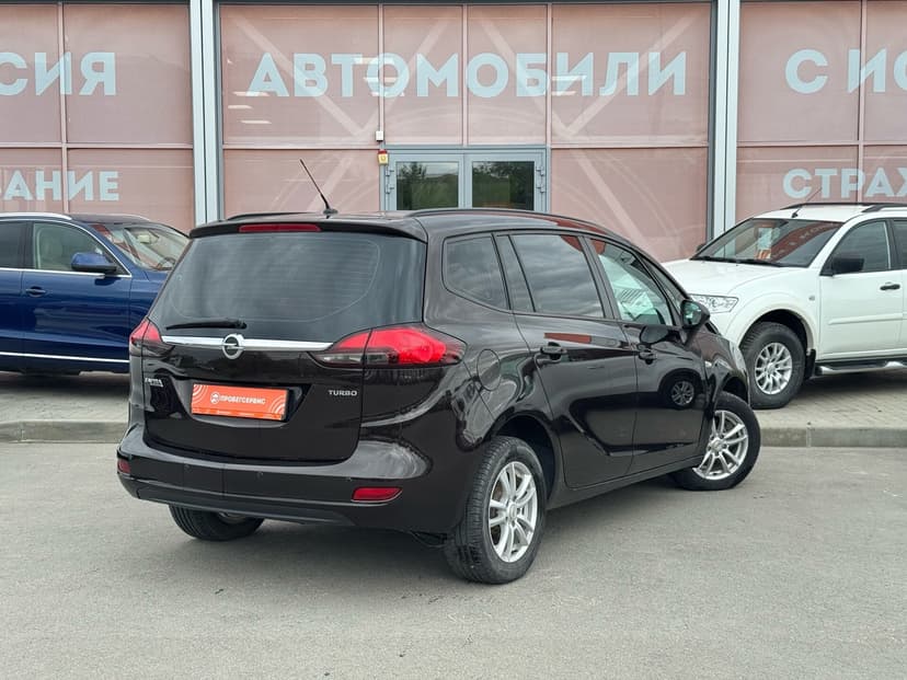 opel-zafira-2013-121-4