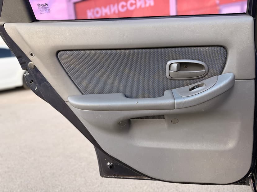 hyundai-elantra-2006-608-25