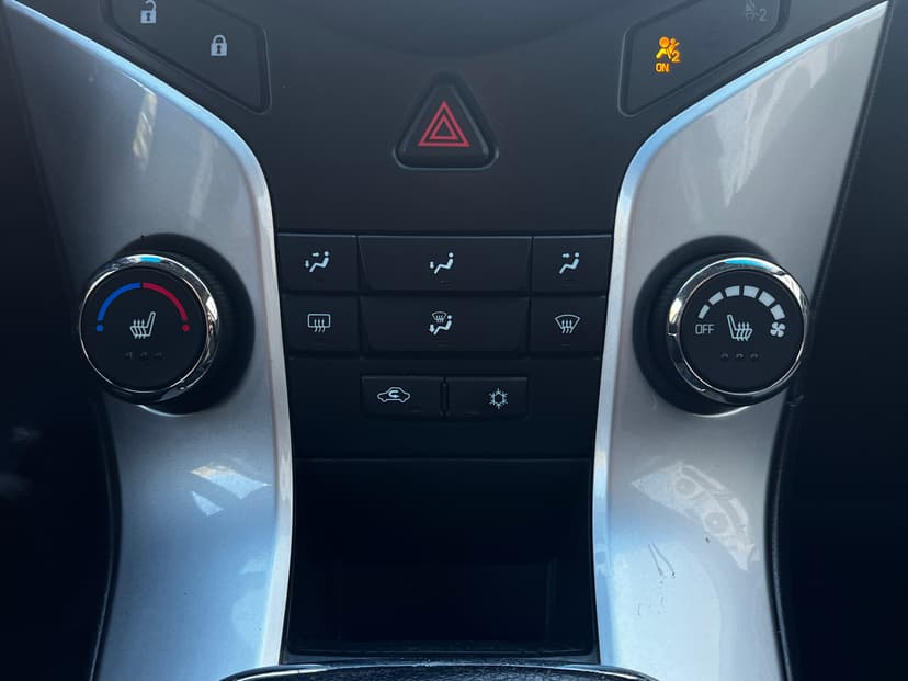 chevrolet-cruze-2013-490-12