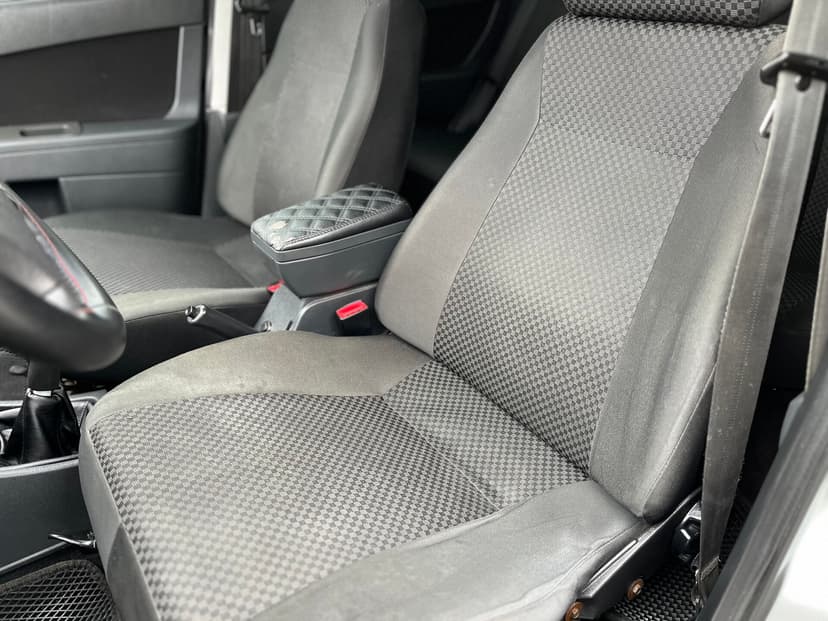 ваз (lada)-priora-2012-1030-18