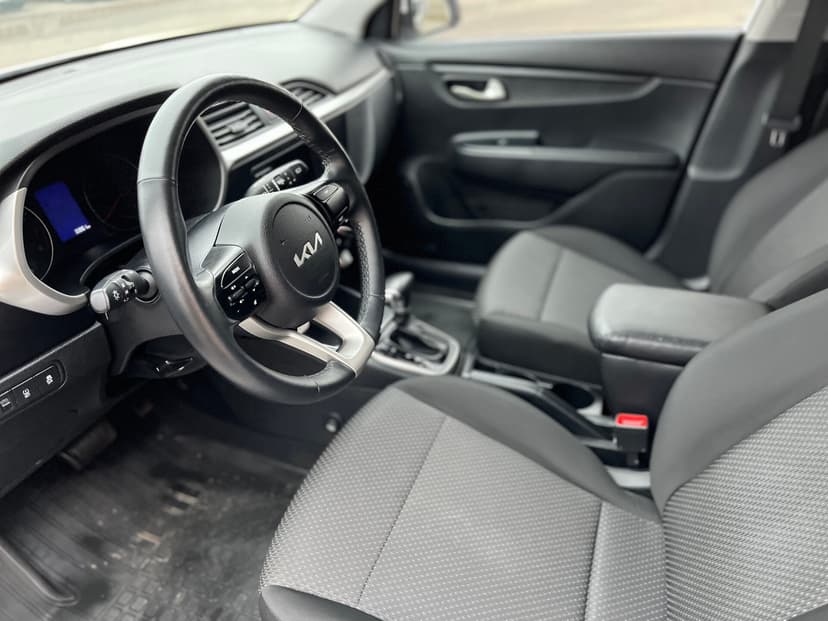 kia-rio x-2021-708-19