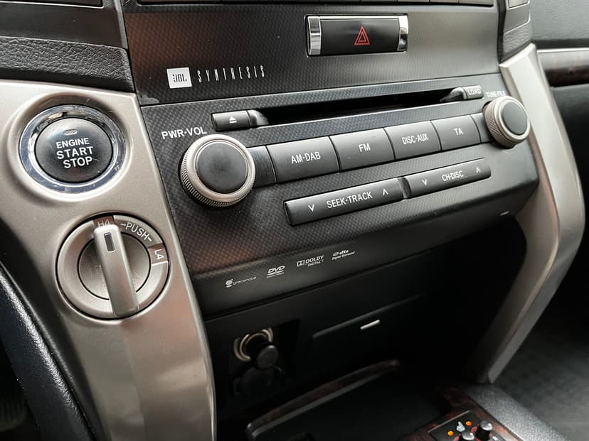 toyota-land cruiser-2011-771-14