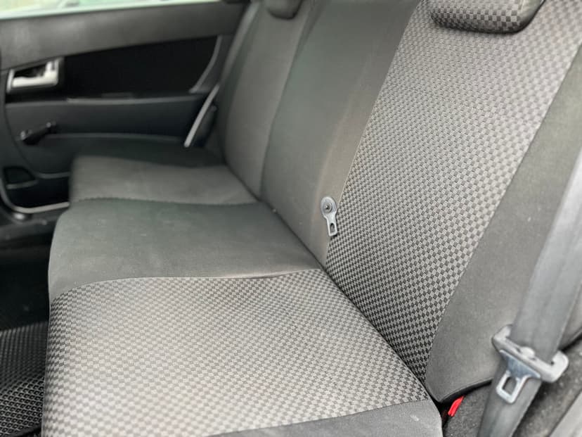 ваз (lada)-priora-2012-1030-22