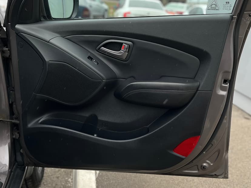 hyundai-ix35-2013-825-23