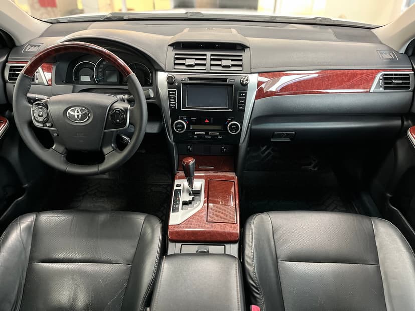 toyota-camry-2012-1224-9