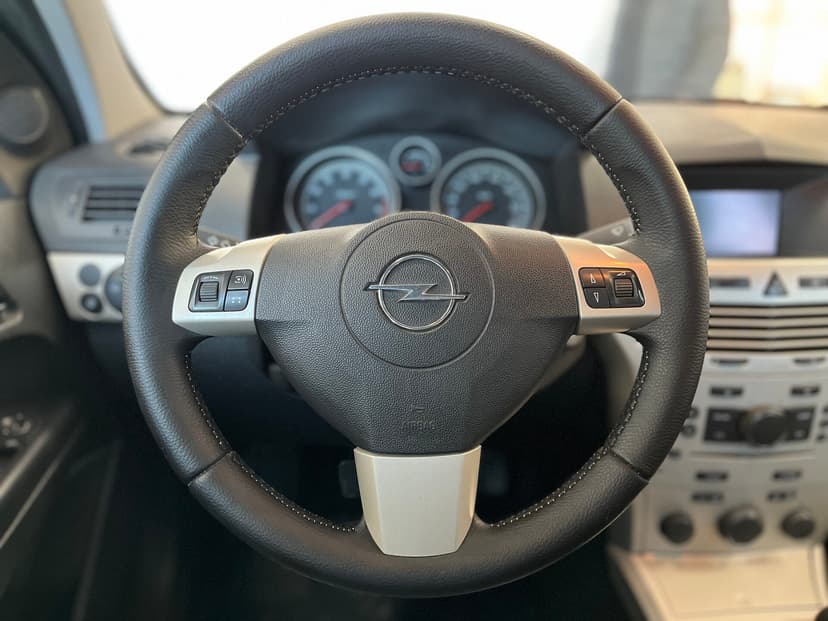 opel-astra-2008-1281-9