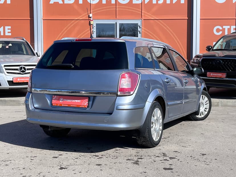 opel-astra-2008-1281-4