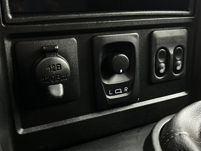 ваз (lada)-niva travel-2022-621-15