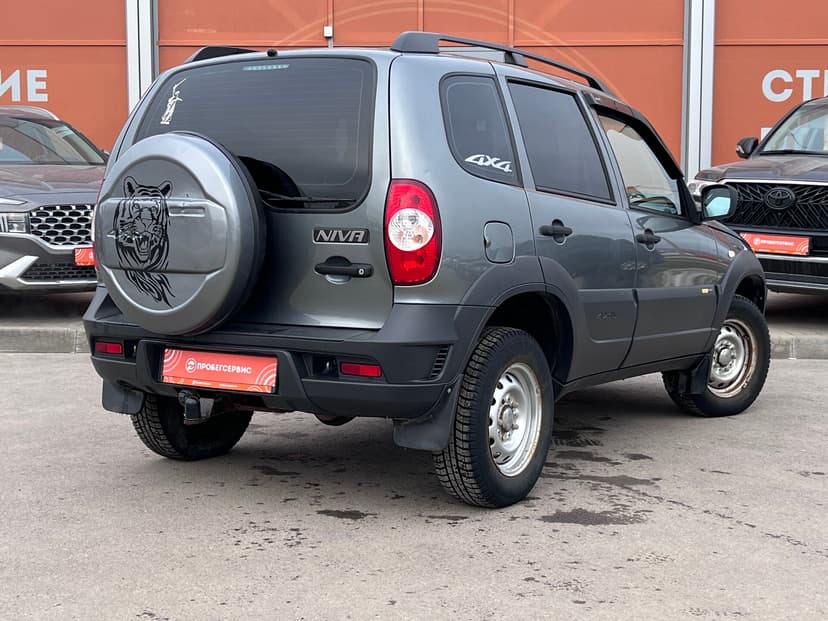 chevrolet-niva-2017-1076-4