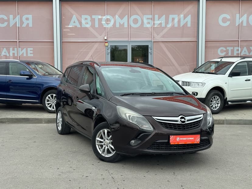 opel-zafira-2013-121-2