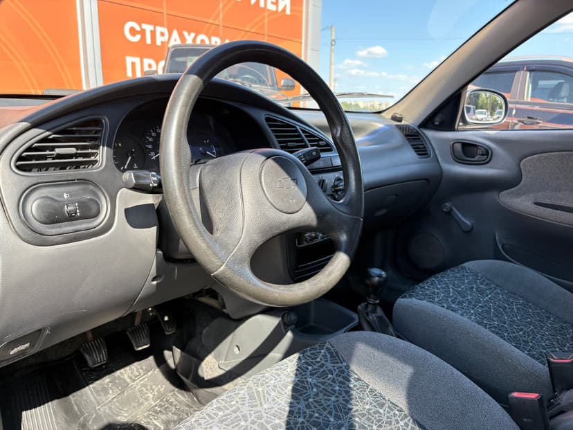 chevrolet-lanos-2006-186-16