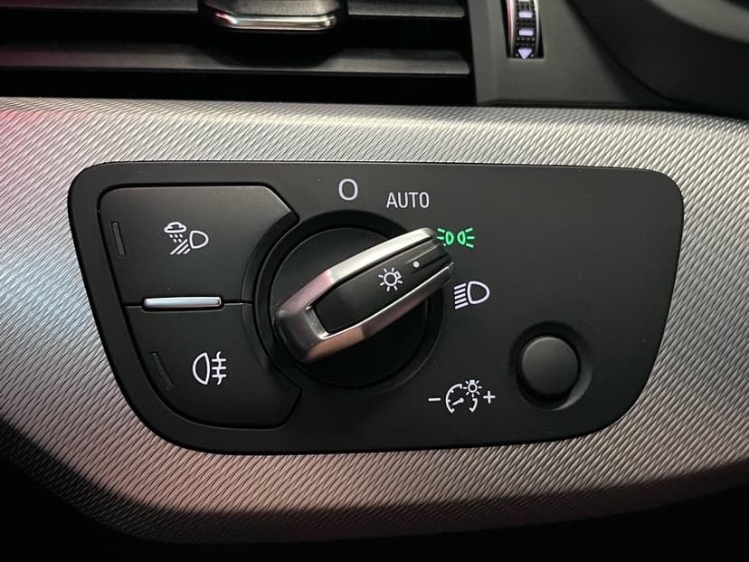 audi-a4-2018-14-13