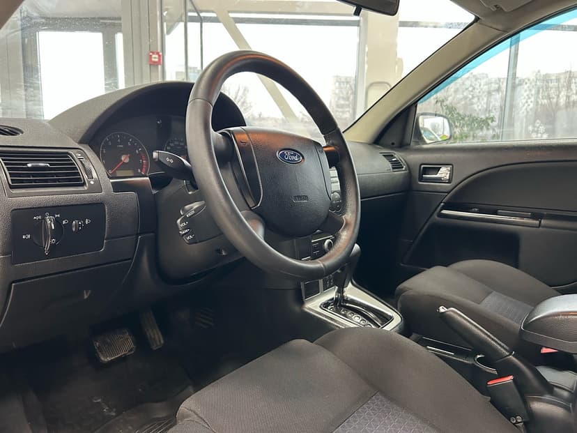 ford-mondeo-2005-108-11