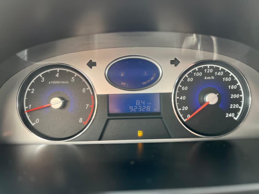 geely-emgrand ec7-2013-1023-10