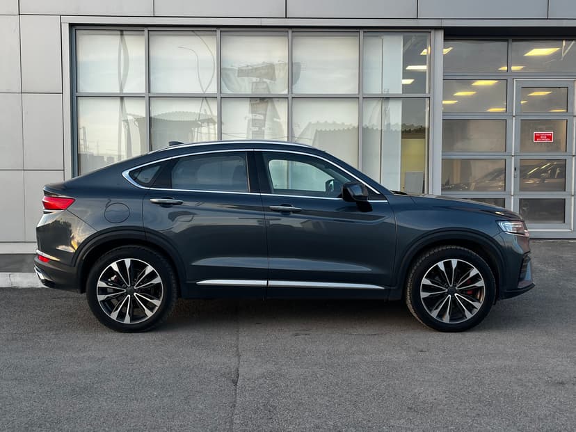 geely-tugella-2022-887-3