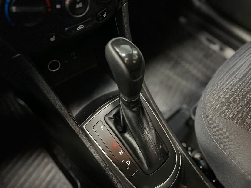 hyundai-solaris-2014-1019-17