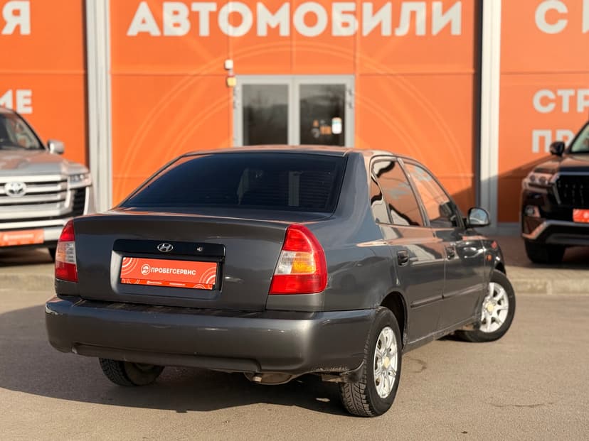 hyundai-accent-2005-686-3