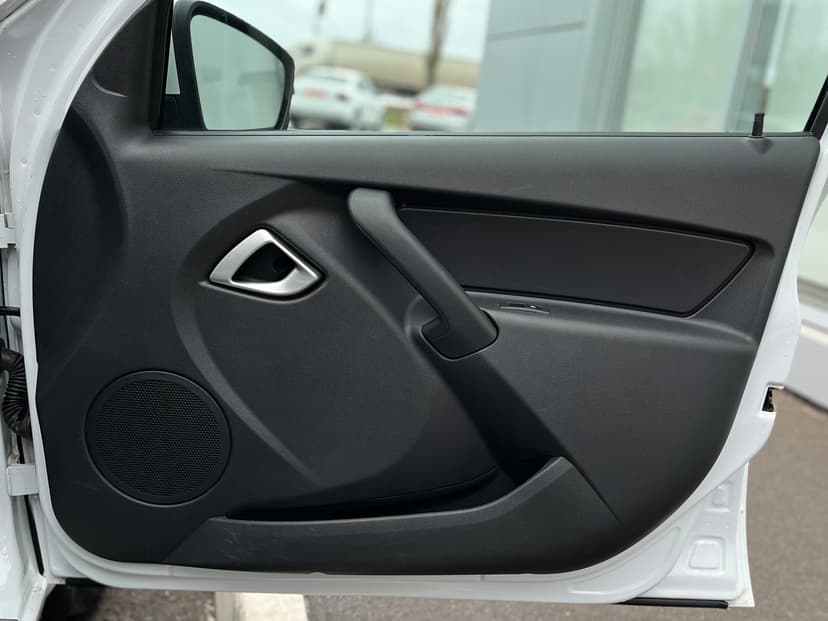 ваз (lada)-granta-2023-827-25