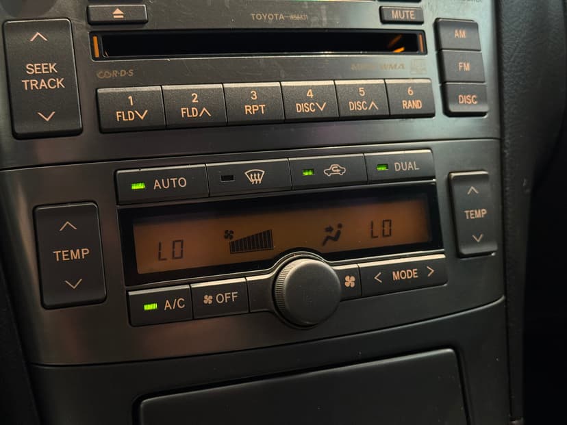 Toyota Avensis с пробегом, 2006 год, Волгоград, 1.8 бензин, Автомат - вид 14