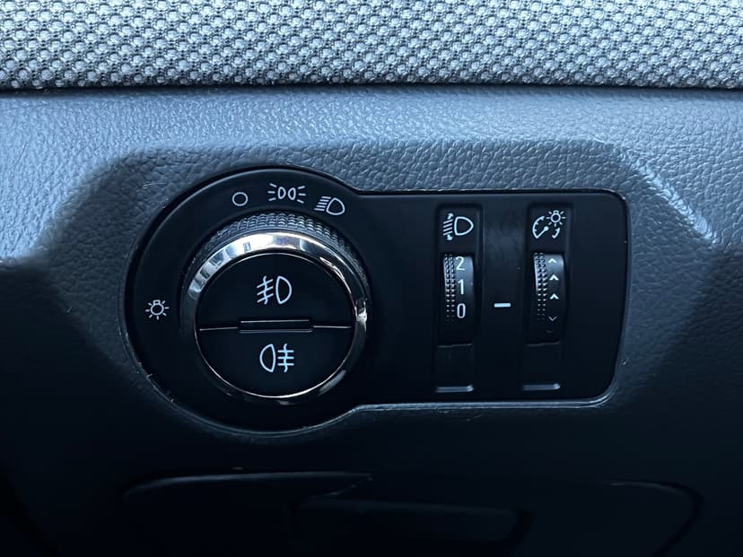 chevrolet-cruze-2010-552-14