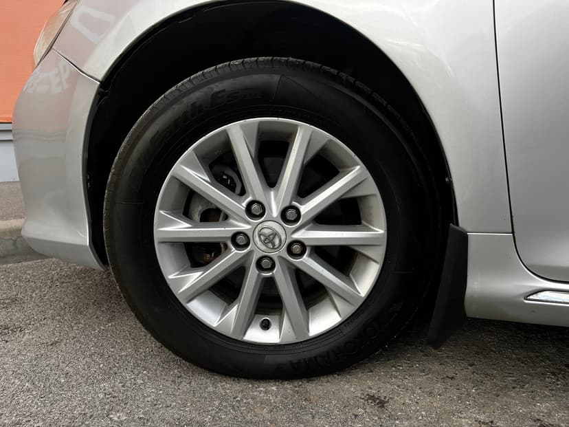 toyota-camry-2012-626-10