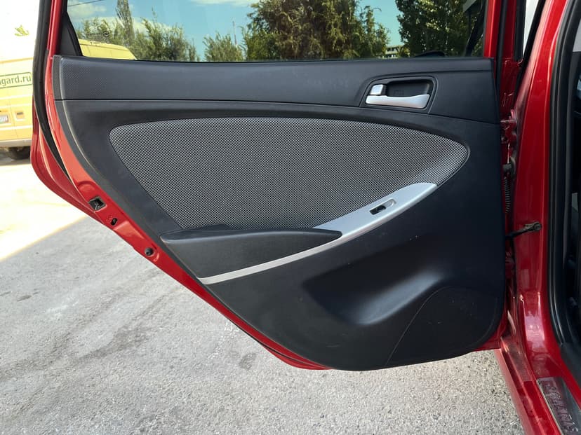 hyundai-solaris-2013-71-16