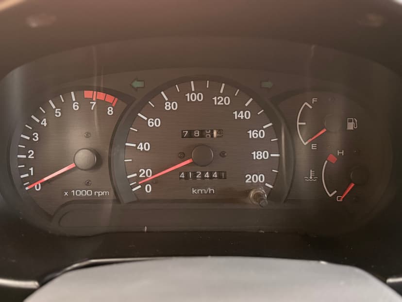 hyundai-accent-2005-686-8