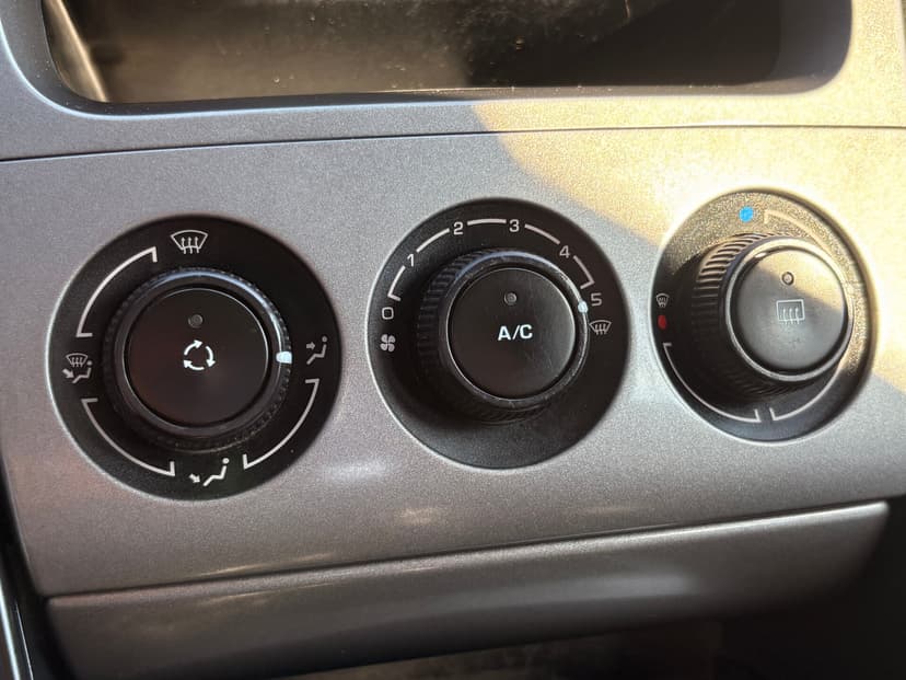 peugeot-308-2011-493-15