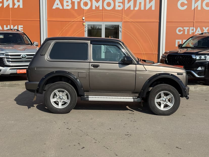 ваз (lada)-4x4 (нива)-2015-542-3