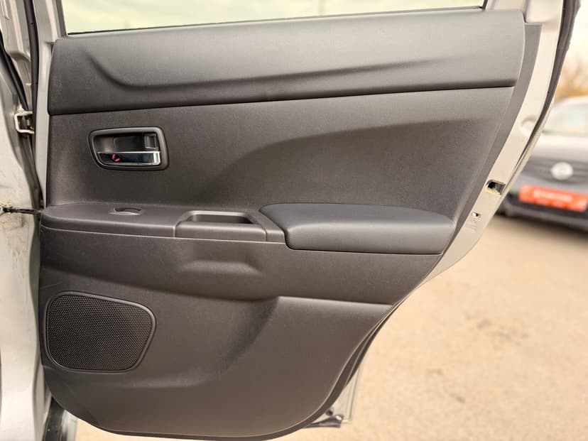 mitsubishi-asx-2015-592-30