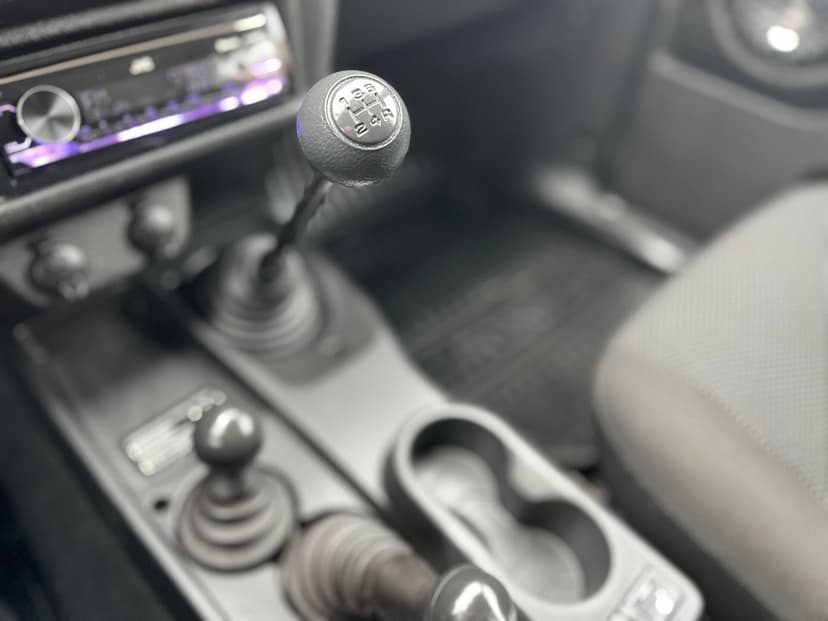 ваз (lada)-niva legend-2024-1080-15