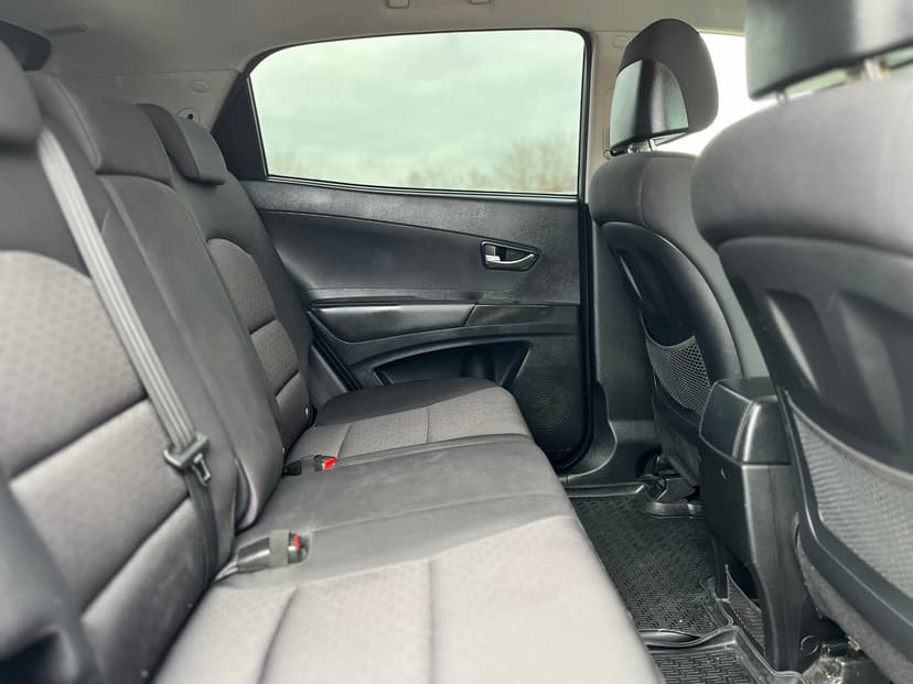 ssangyong-actyon-2012-875-26