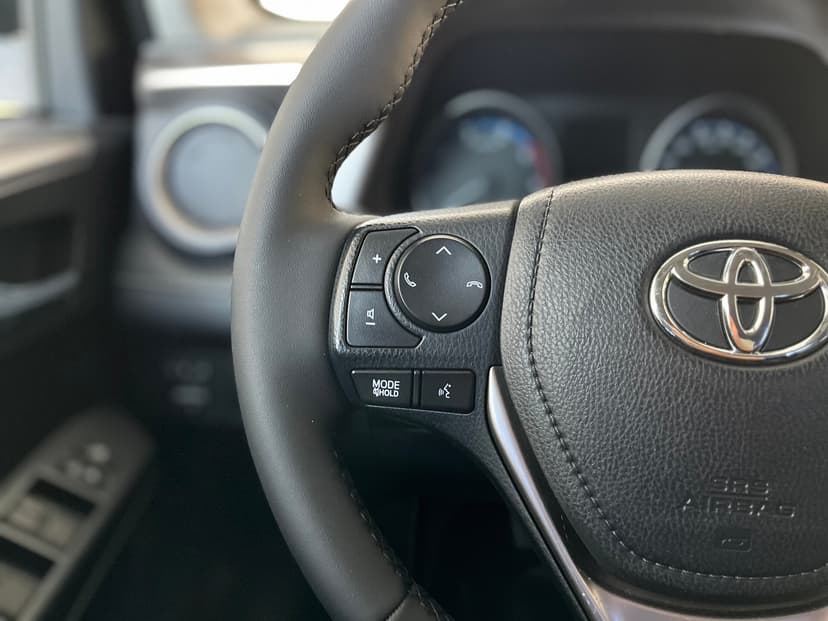 Toyota RAV4 с пробегом, 2019 год, Волгоград, 2.2 дизель, Автомат - вид 13