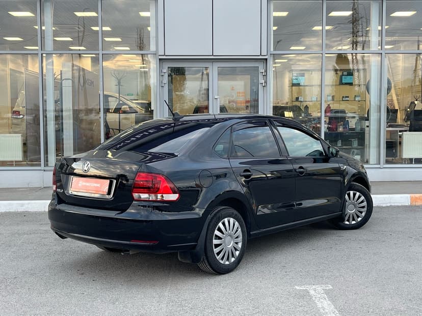 volkswagen-polo-2017-9-4