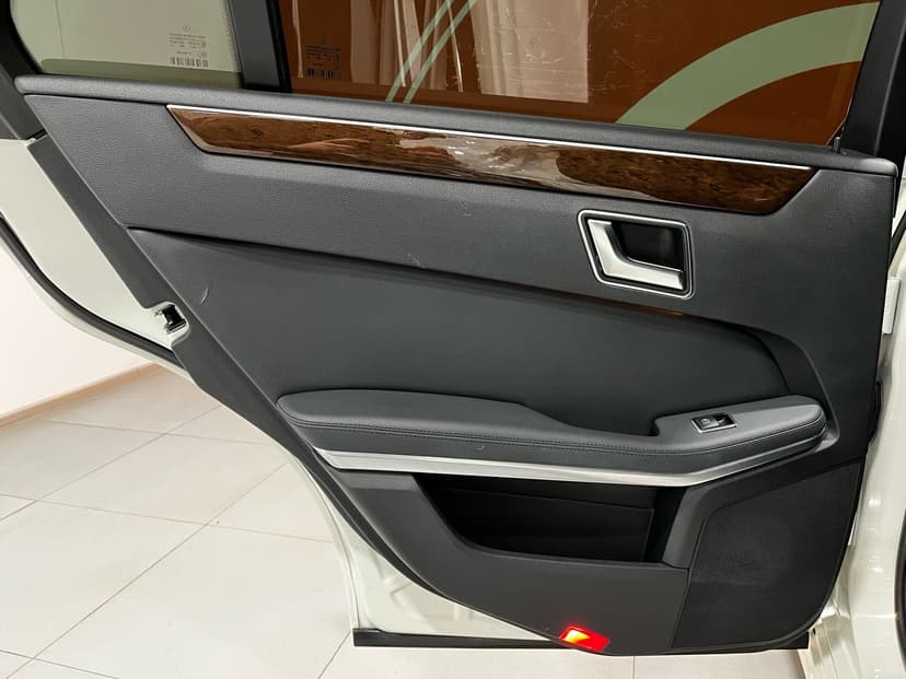 mercedes-benz-e-класс-2012-1-29
