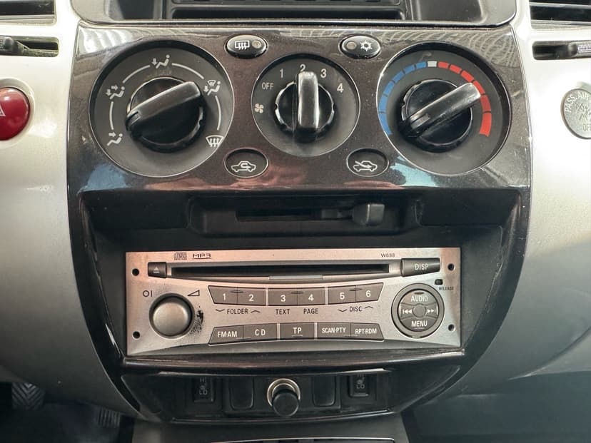 mitsubishi-pajero sport-2010-113-21