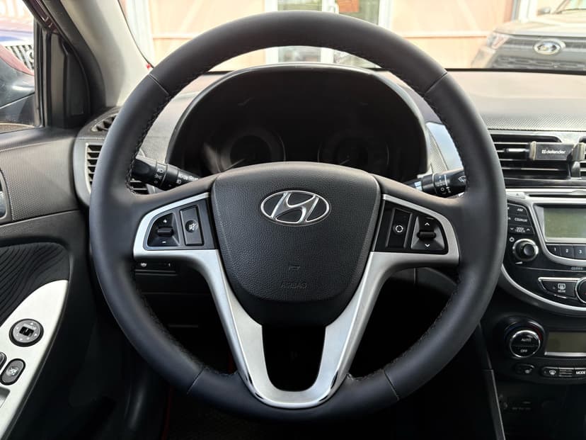 hyundai-solaris-2014-112-13