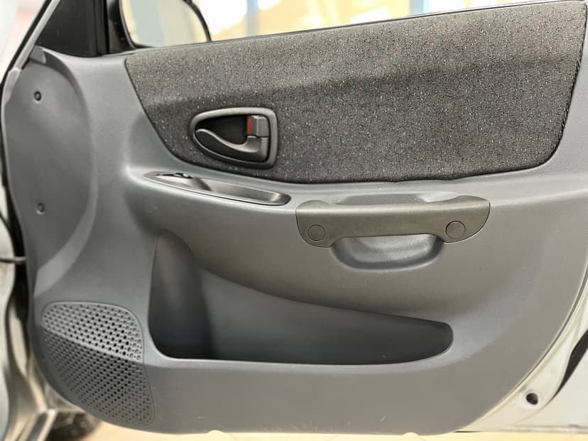 hyundai-accent-2004-1051-20